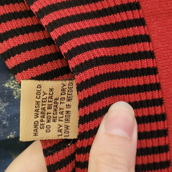 🍂3/$10 Notations Stretchy Red & Black Two-Tone 3/4 Sleeve Boat-Neck Blouse - Picture 7 of 8